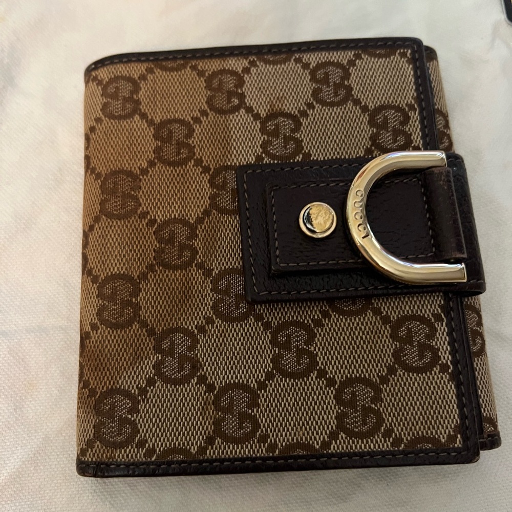 Authentic Gucci Wallet